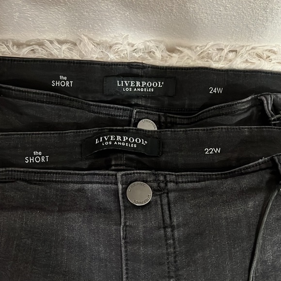 NWT Liverpool The Gia Glider Pull On High Waist Raw Hem Short Washed Black - Picture 3 of 10